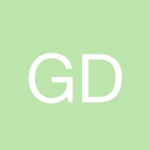 Meet your Posher, Gabriela